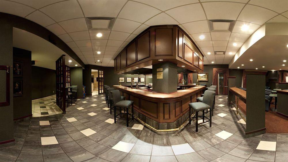 Holiday Inn Washington-Georgetown Экстерьер фото