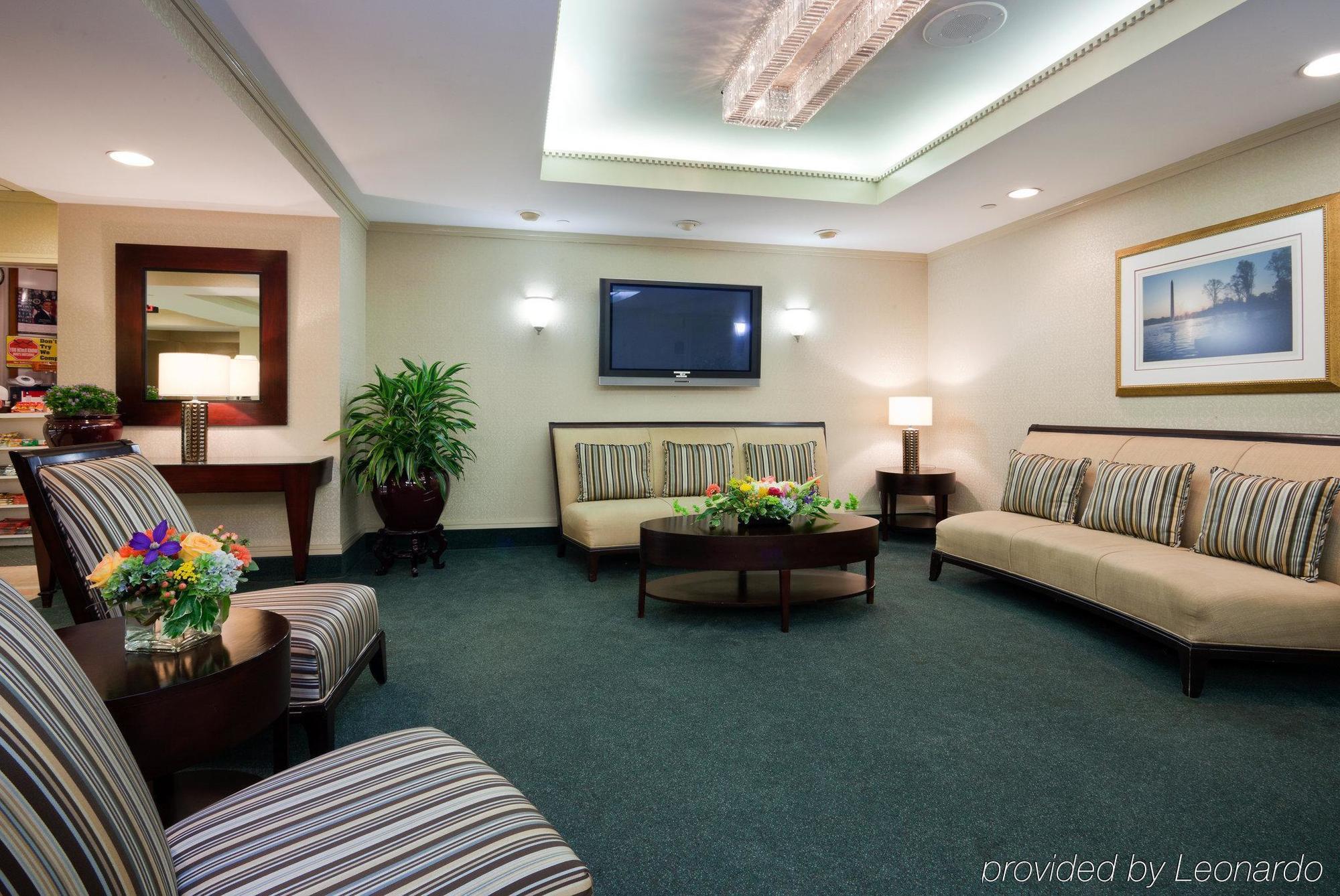 Holiday Inn Washington-Georgetown Номер фото