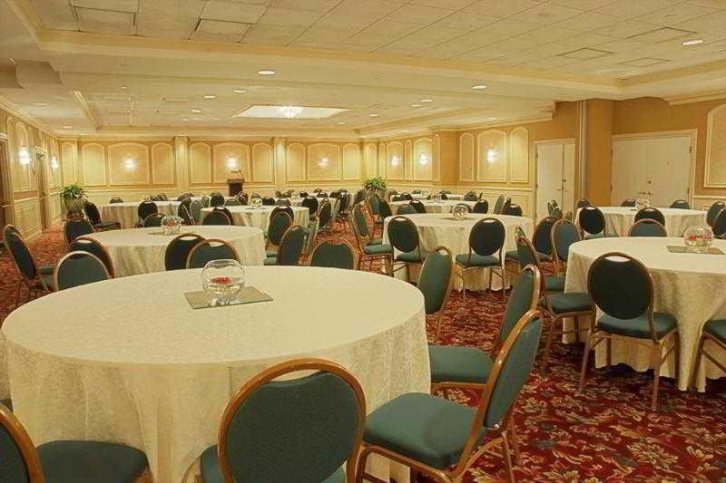 Holiday Inn Washington-Georgetown Экстерьер фото